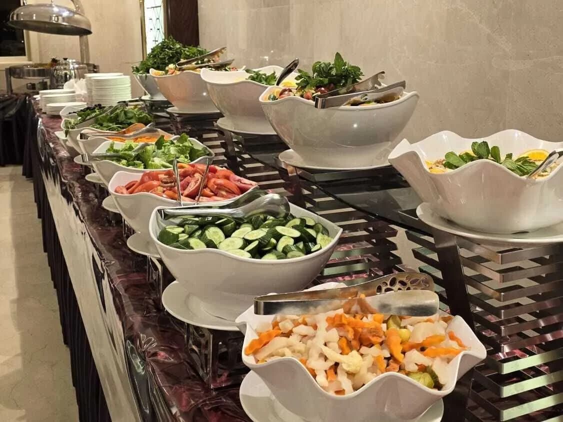 In-room dining and breakfast at Al Ebaa Hotel