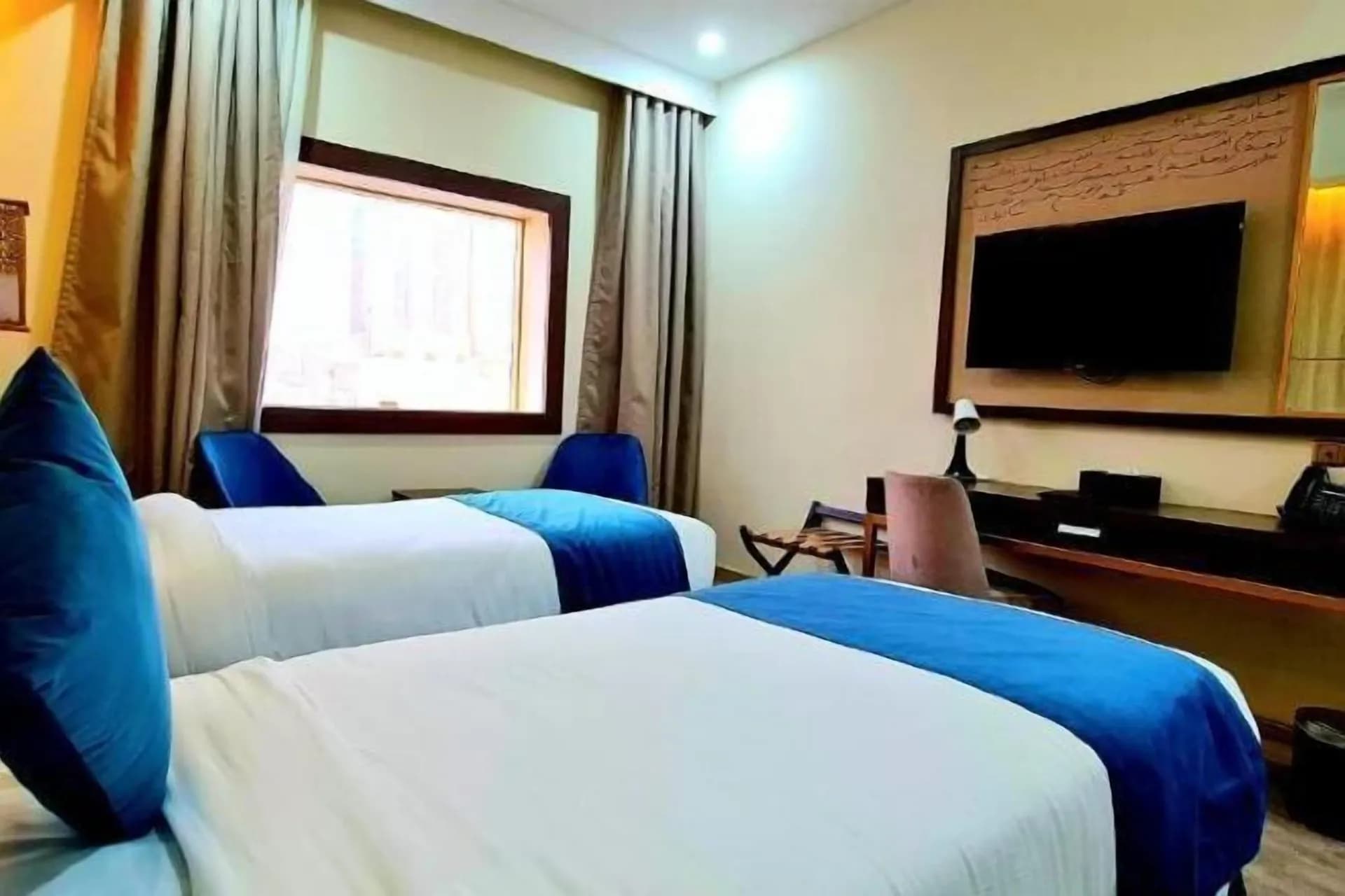 Standard Twin Room at Al Ebaa Hotel Makkah