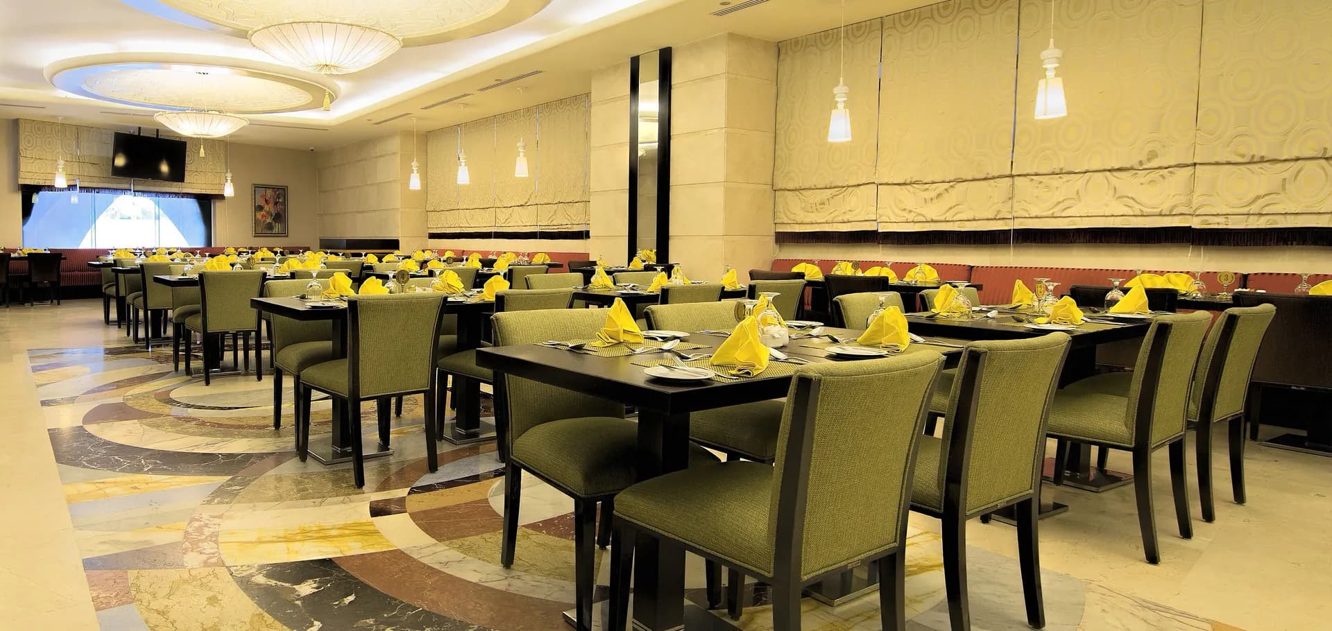 In-room dining at Al Ghufran Safwah Hotel Makkah
