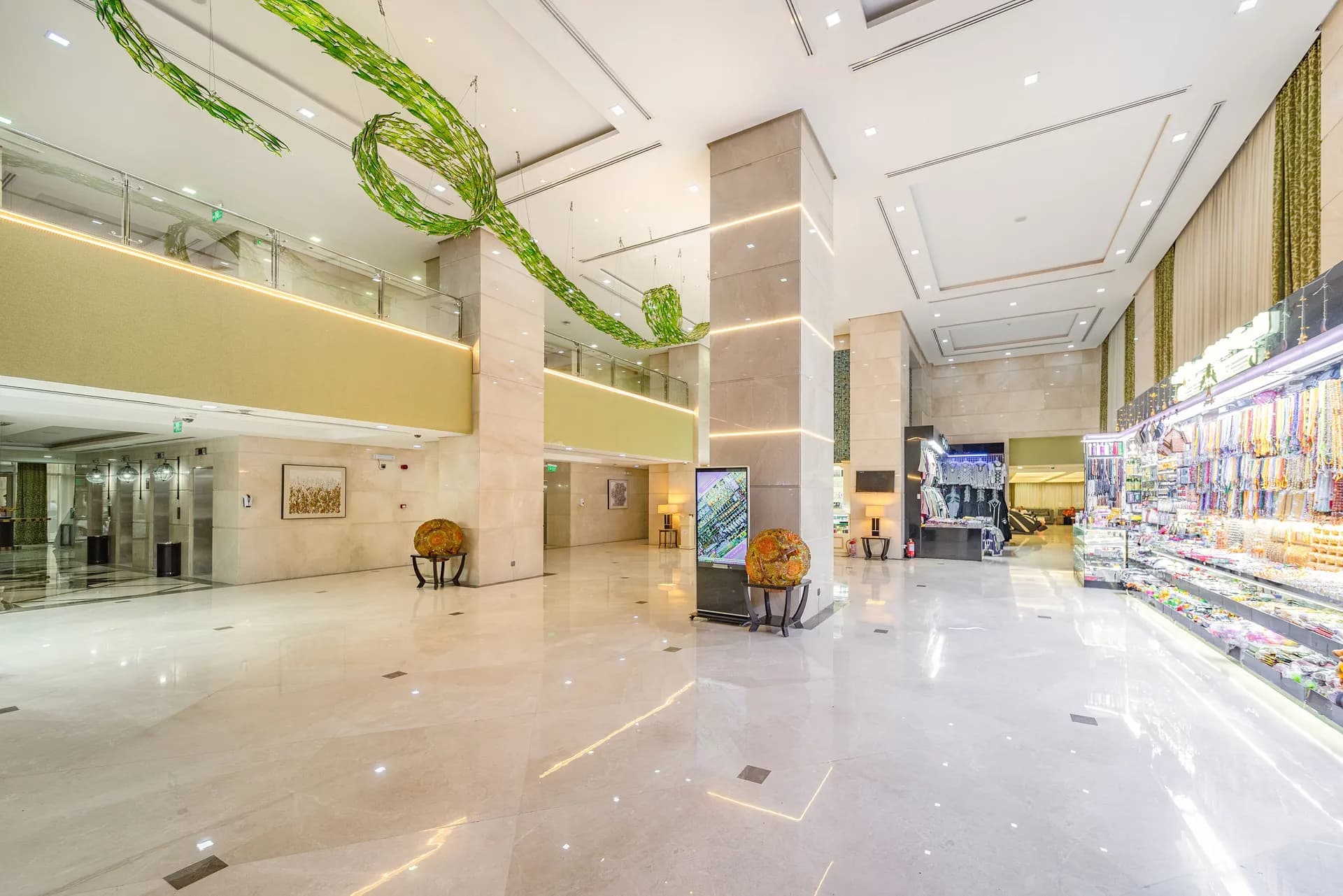 Lobby sitting area at Al Kiswah Towers Hotel Makkah