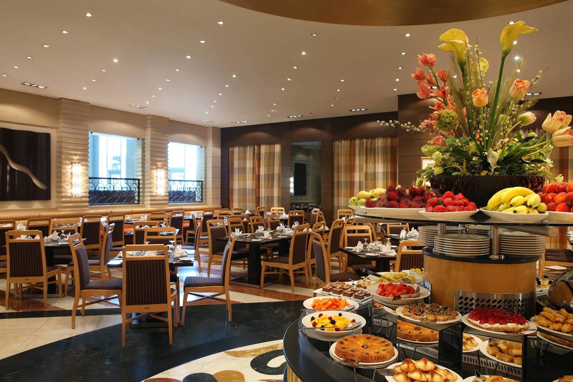 Al Shorfa Restaurant at Al Marwa Rayhaan by Rotana Makkah