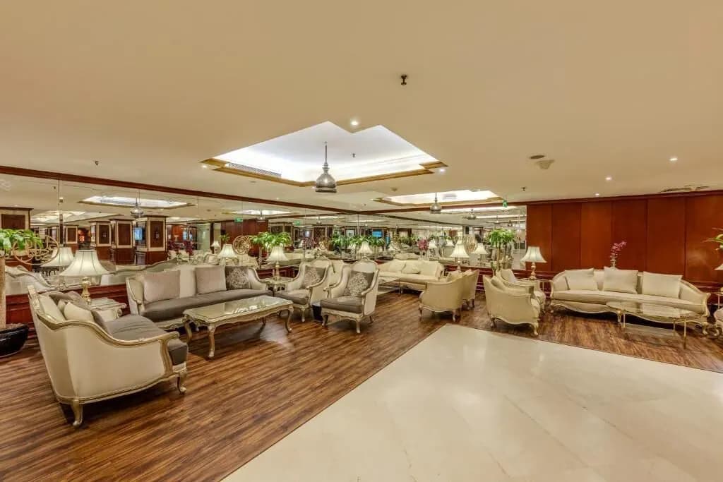 Reception desk at Al Shohada by Palm Rich Makkah