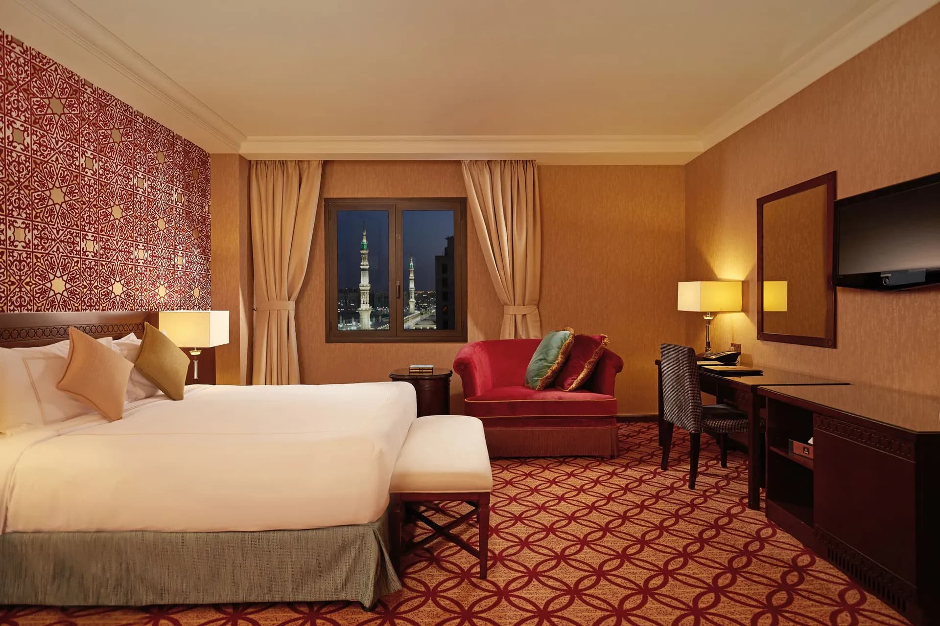 Superior Suite at Dallah Taibah Hotel