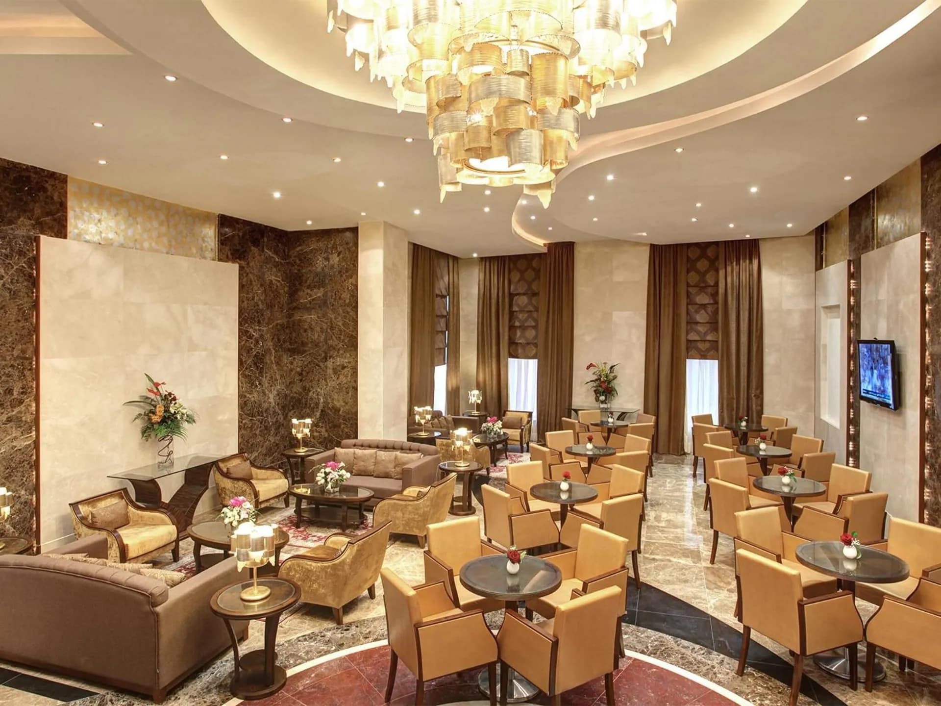 Al Diyafa Restaurant at Elaf Kinda Hotel Makkah