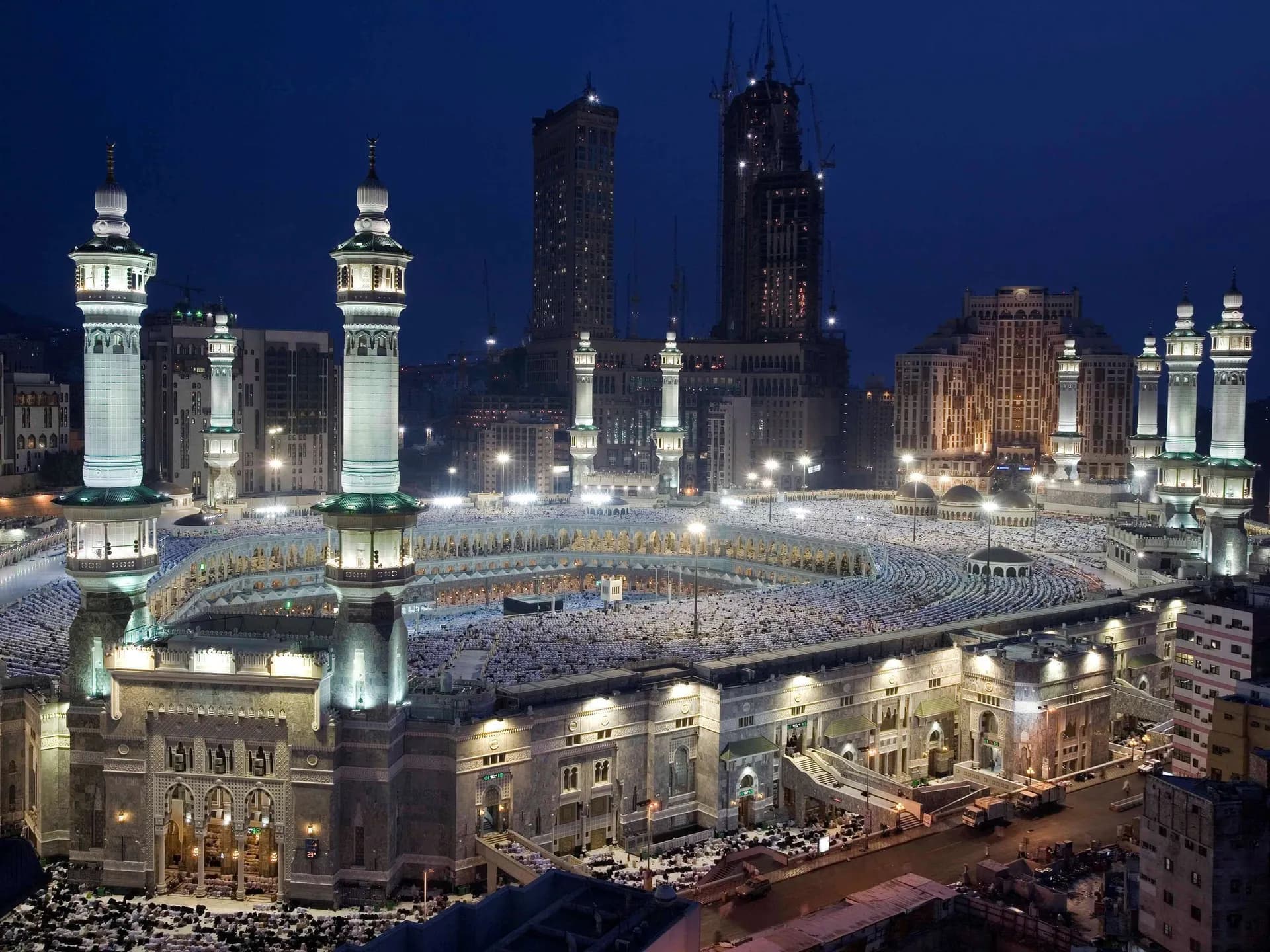 Mövenpick Hotel & Residence Hajar Tower Makkah exterior in Makkah
