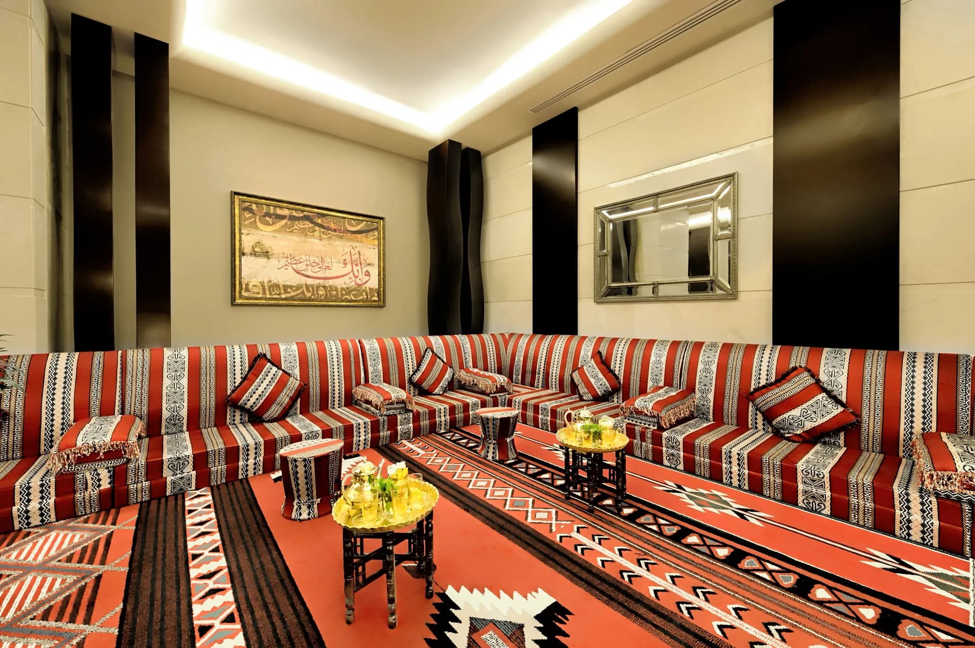 Lobby second view at Al Ghufran Safwah Hotel