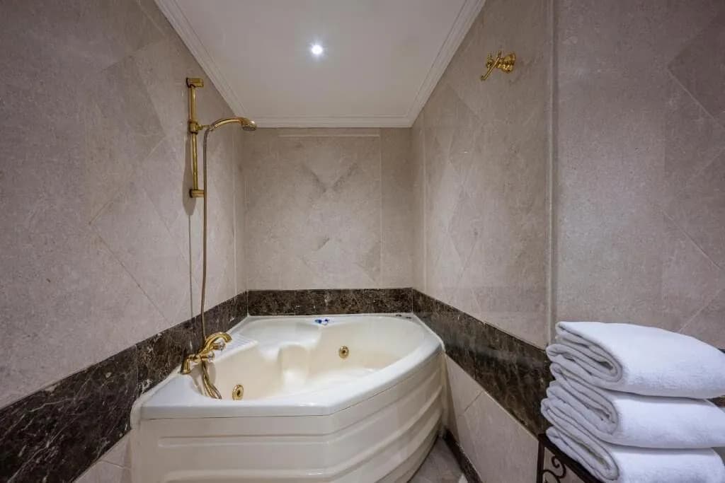 Junior Suite 1 Bedroom at Al Shohada by Palm Rich Makkah