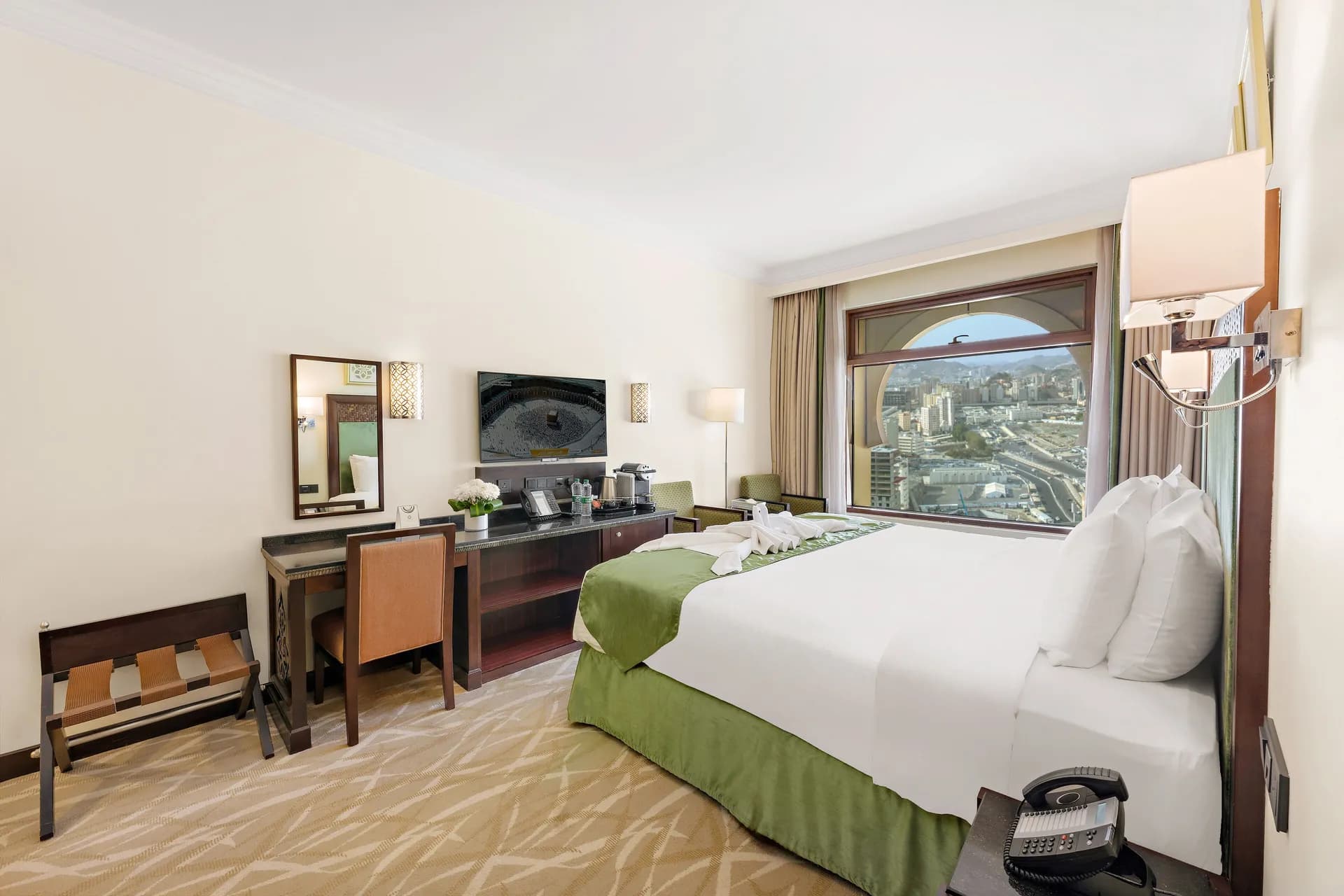 Diplomatic Suite City View at Anjum Hotel Makkah