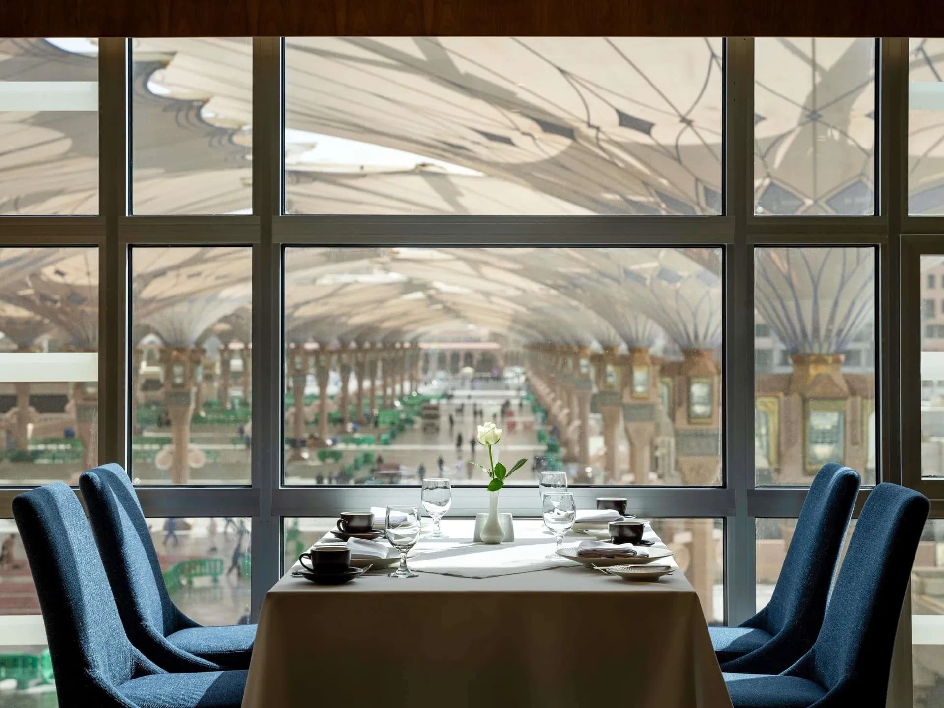 Anwar Al Madinah Mövenpick Hotel exterior second view