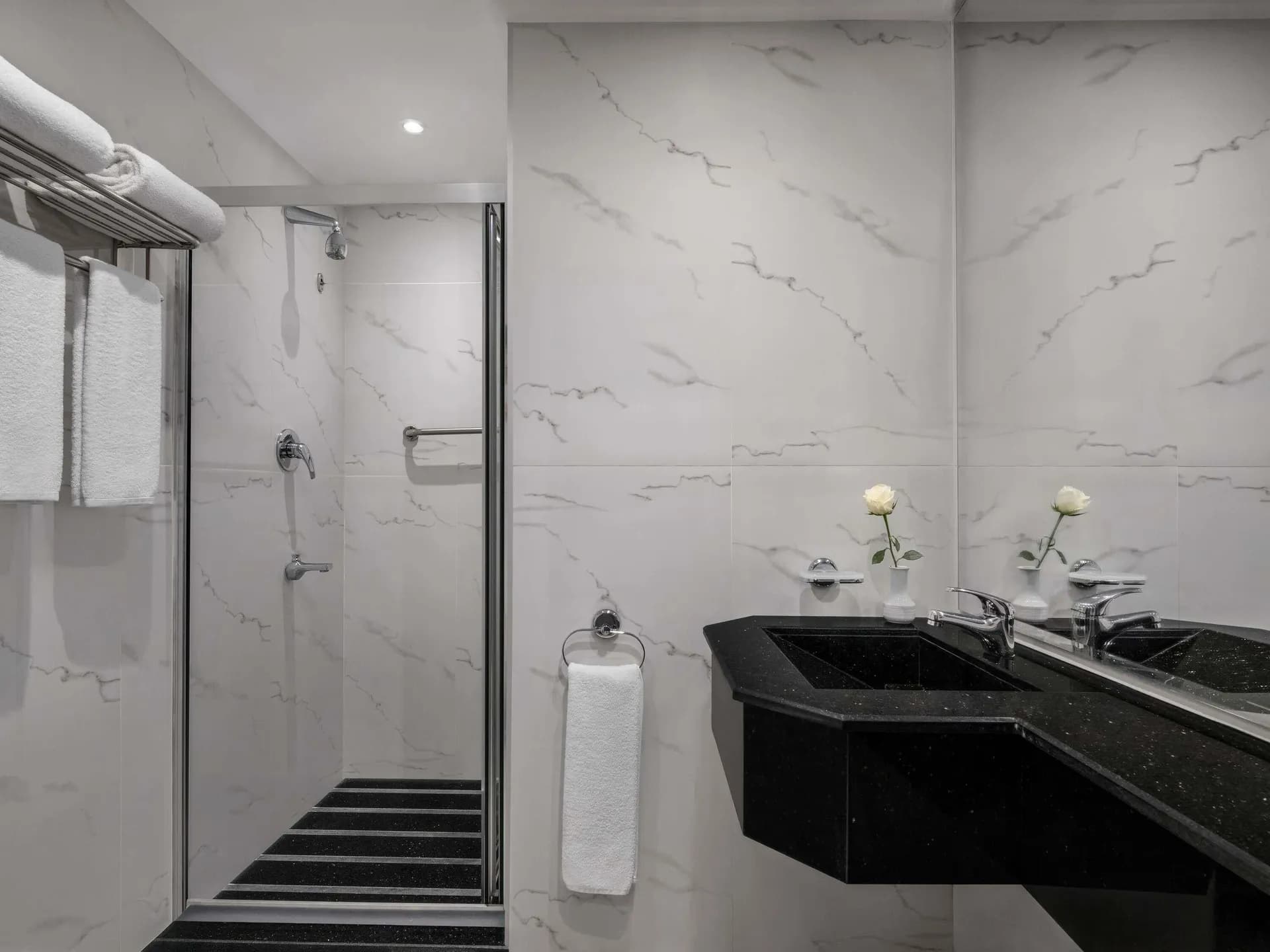 Classic Room 1 King Bed at Anwar Al Madinah Mövenpick Hotel