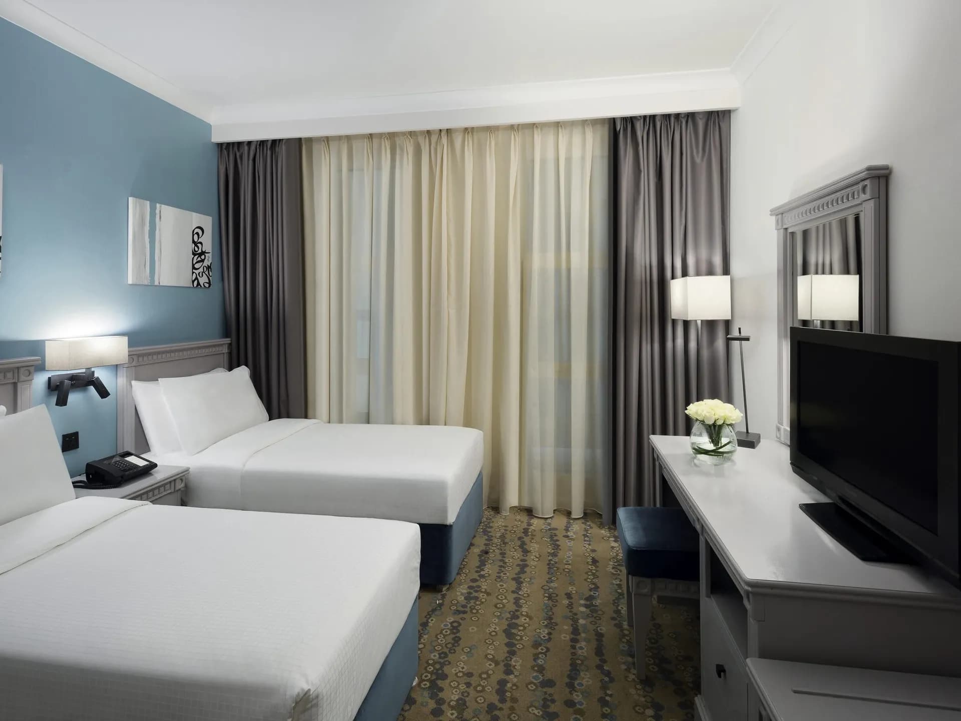 Classic Twin Room 2 Single Beds at Anwar Al Madinah Mövenpick Hotel