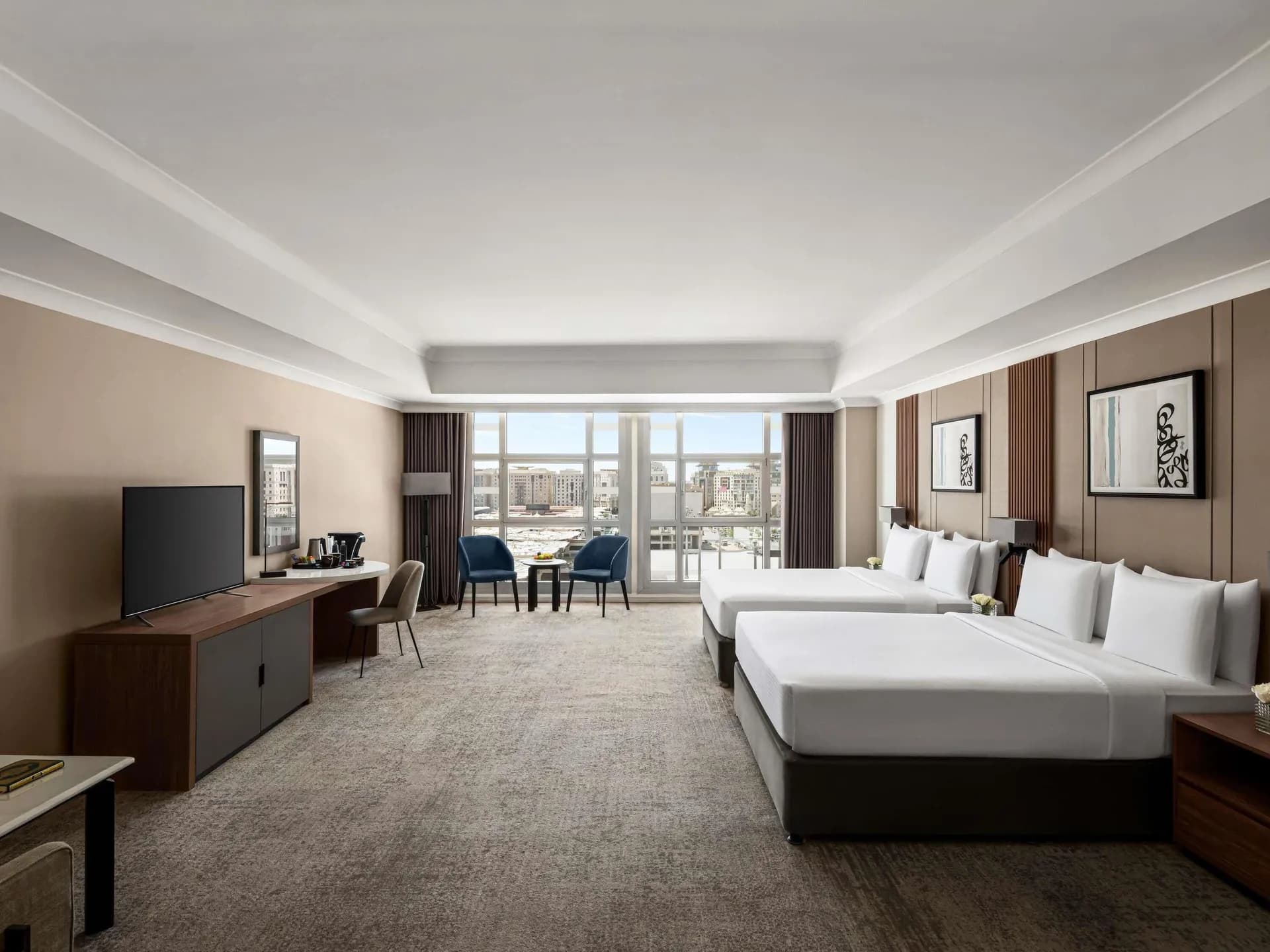 Studio 2 Queen Beds Nabawi View at Anwar Al Madinah Mövenpick Hotel