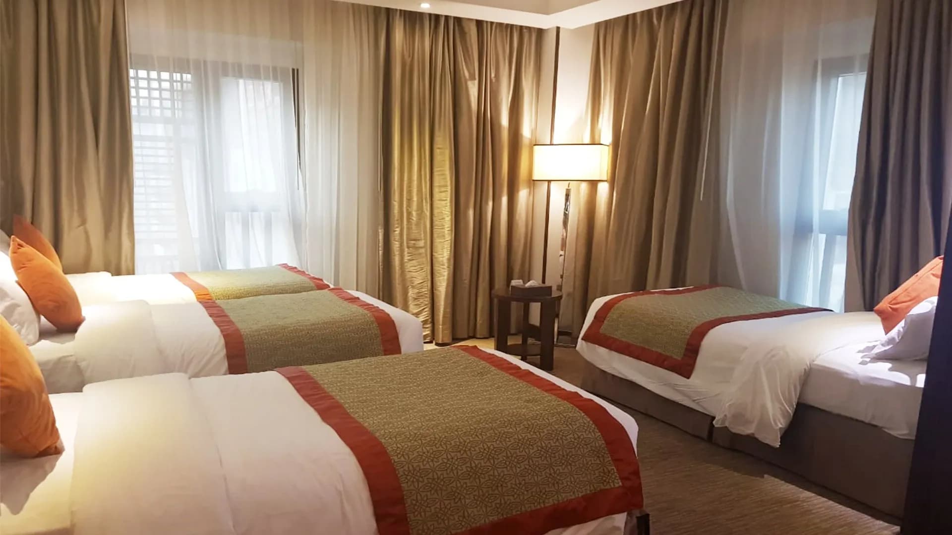 Standard Room 3 Single Beds at Crowne Plaza Madinah