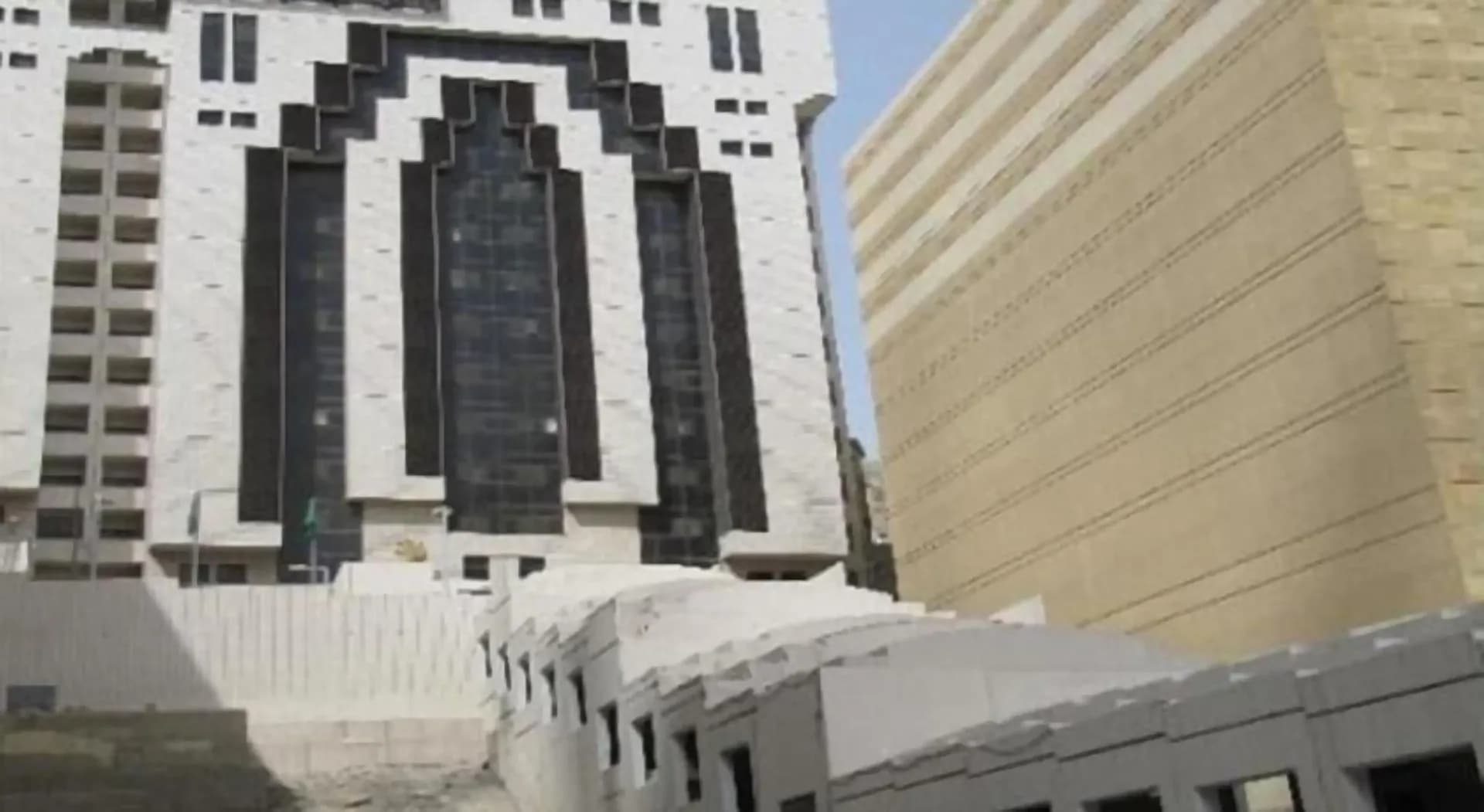 Elaf Ajyad Hotel Makkah exterior detail