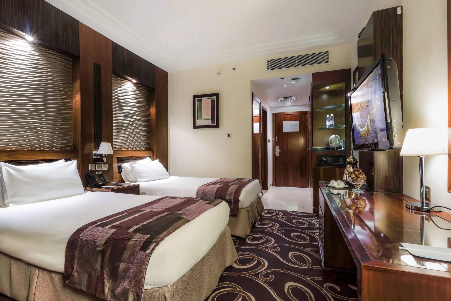 Transient Twin Room at Elaf Kinda Hotel Makkah