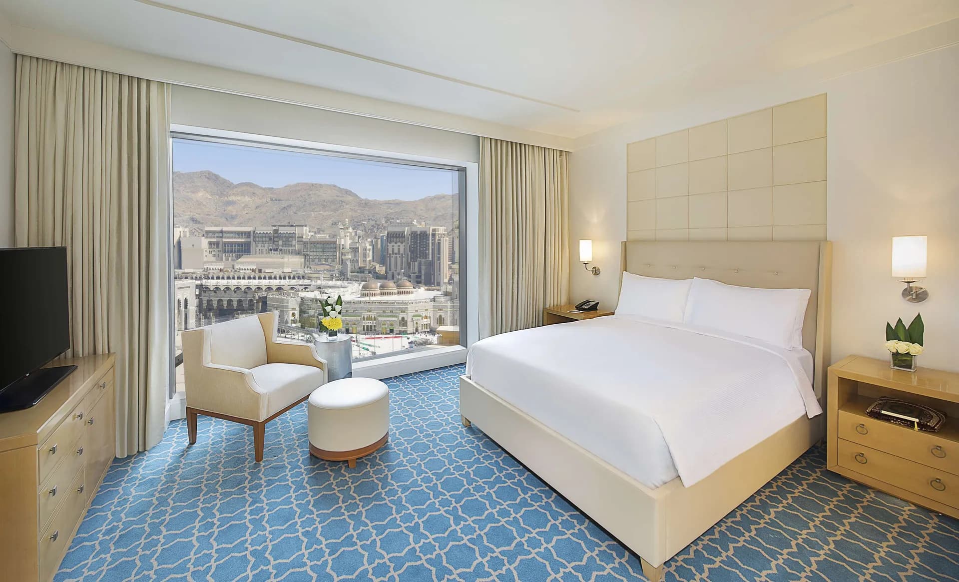 Amiri Suite Haram View at Hilton Jabal Omar Makkah