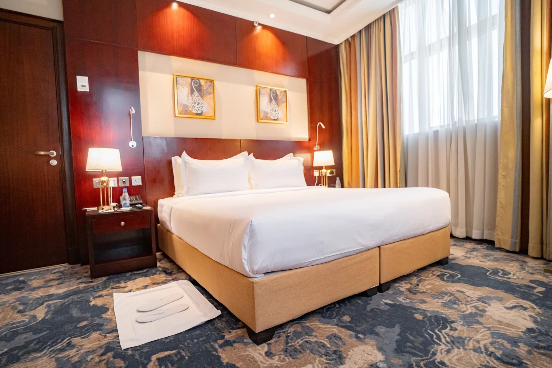 Emaar Royal Hotel – In-room safe, soundproofing, desk, iron/ironing board