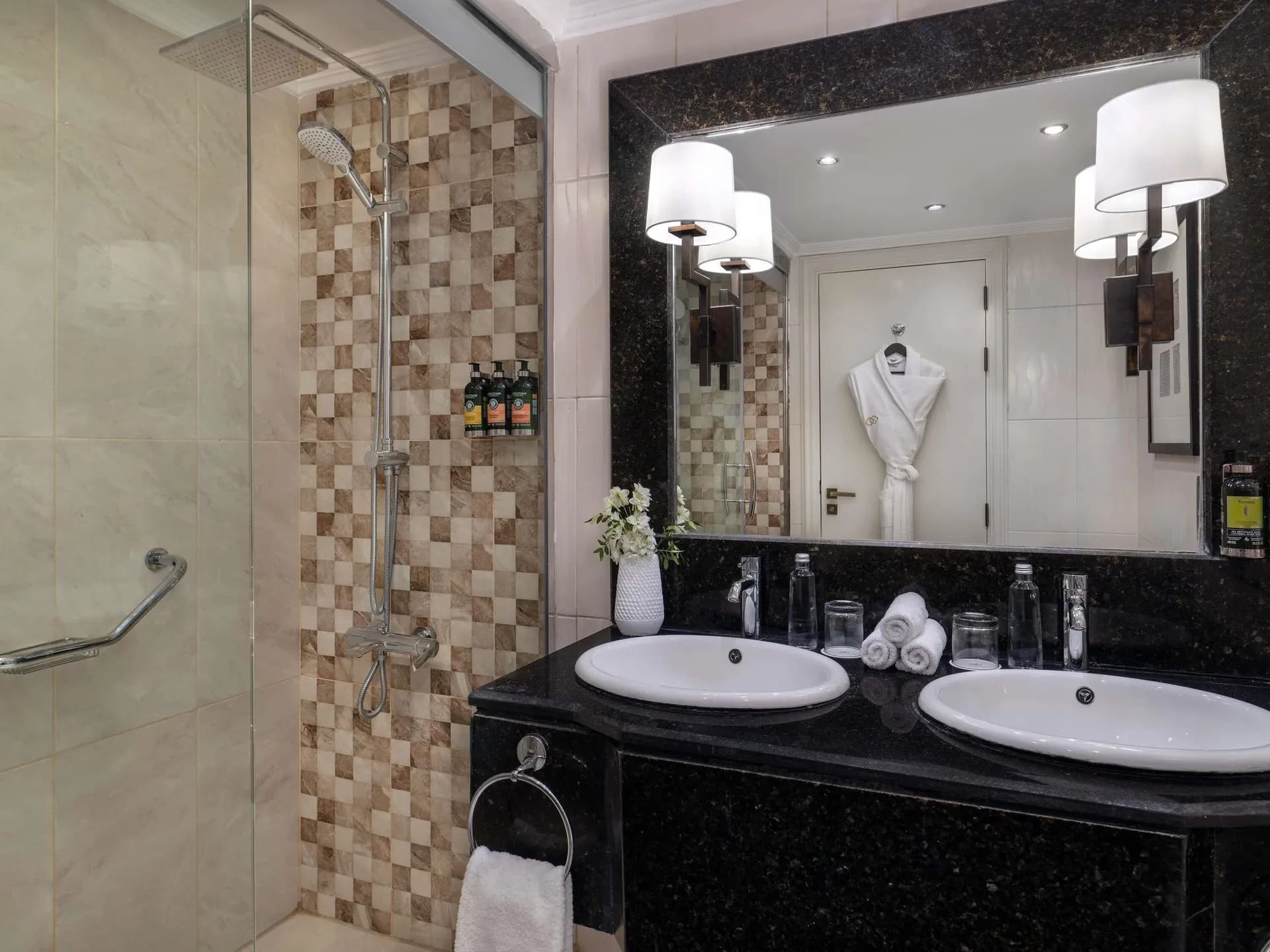 Classic Room, 1 King Bed at Sofitel Shahd Al Madinah