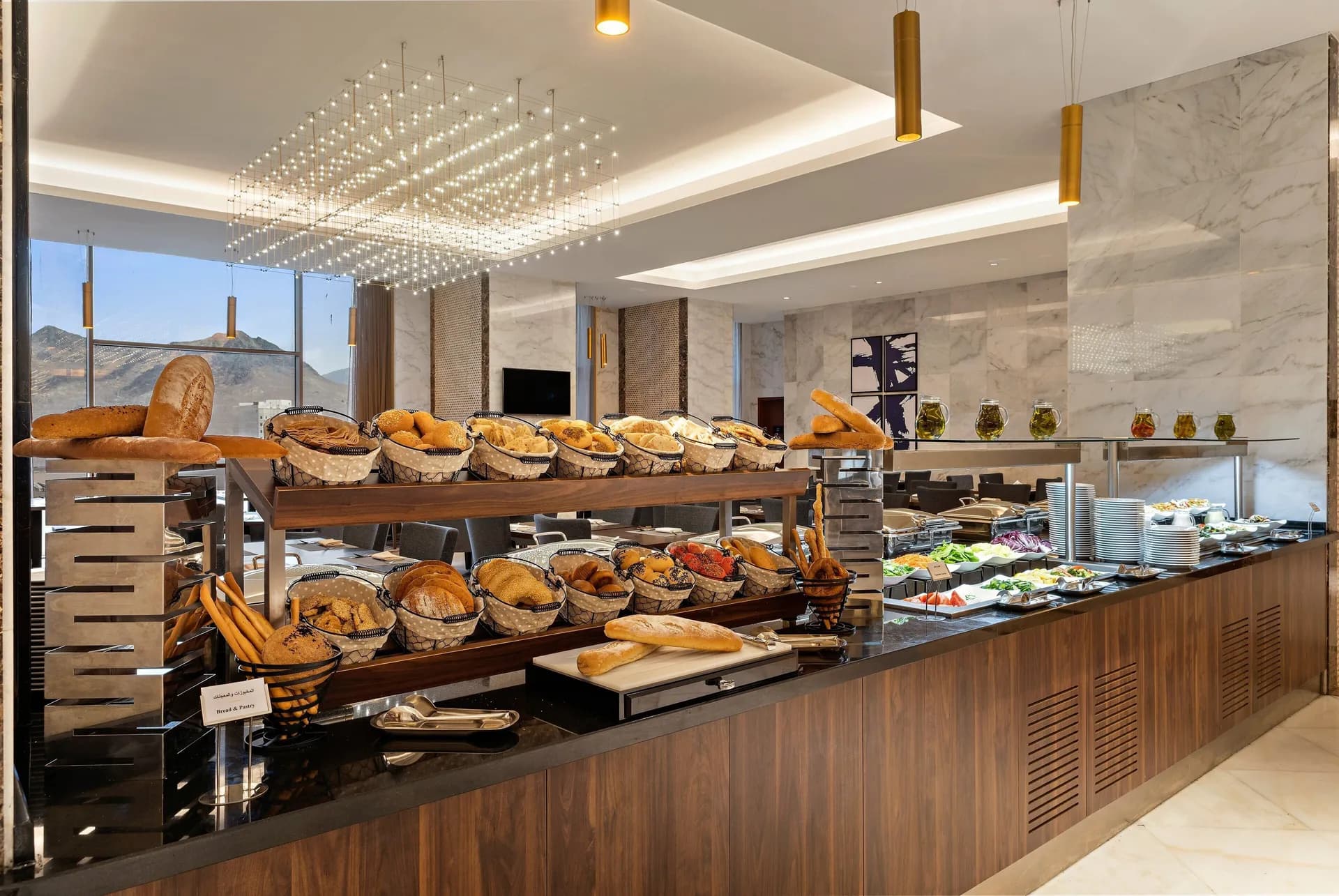 Daily buffet breakfast for a fee at voco Makkah by IHG